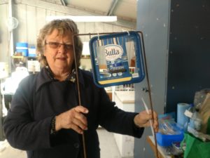 Bea Maynes holding up a burrow flap